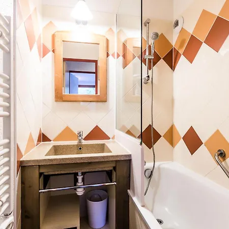 Apartment Le De 3 - 2 Pieces Pour 6 Personnes Mae-9744